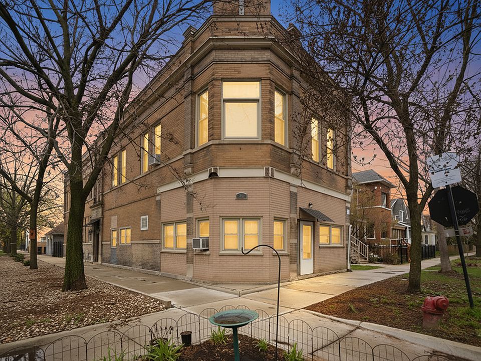1st image of 2900 N Richmond St #2F