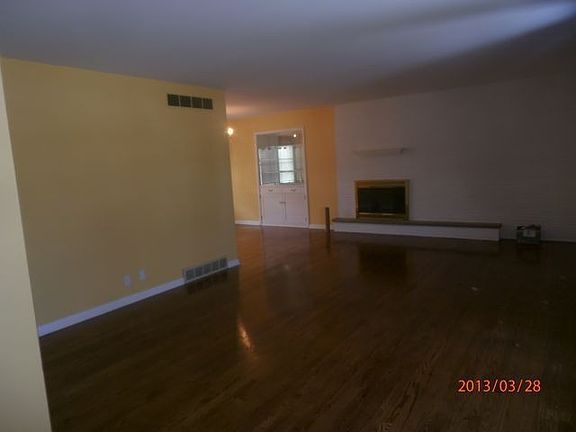 3rd image of 3613 W Pelican Ln