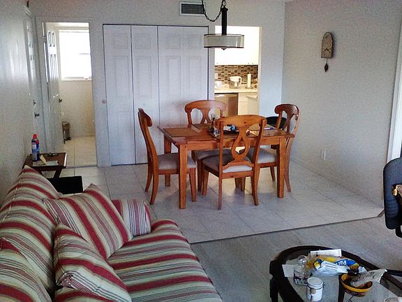 3rd image of 439 Lake Evelyn Dr