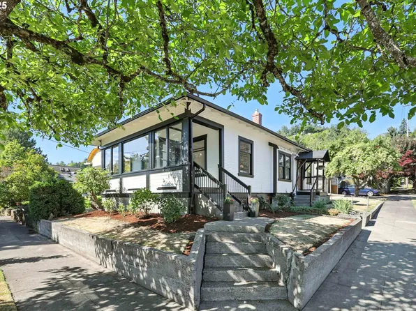 6105 S Hood Ave, Portland, OR 97239