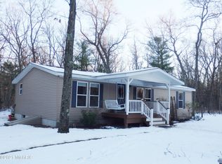 5309 Pine Creek Rd, Manistee, MI 49660