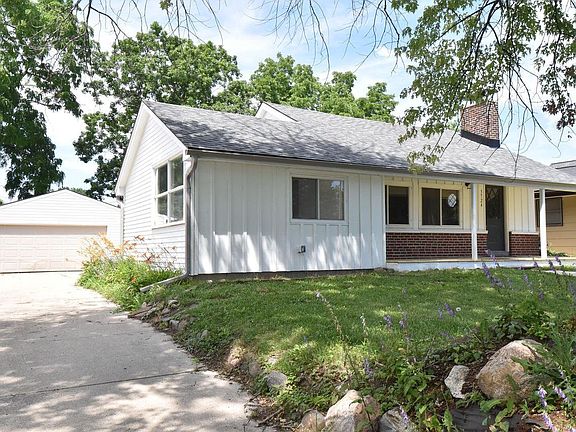2nd image of 3724 E Ramsey AVENUE