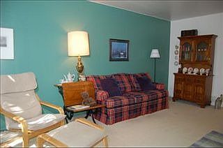 3rd image of 2071 Essex Ct