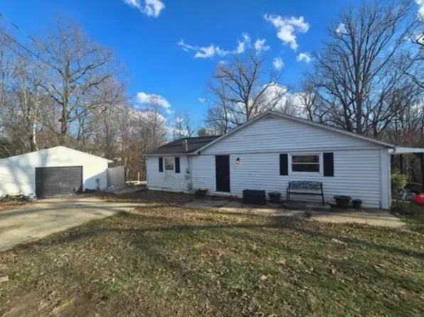 1134 James Ct, Ashland, KY 41101