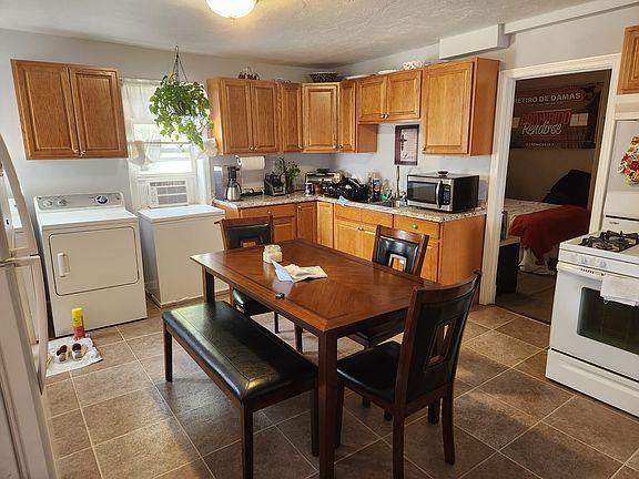 3rd image of 28 Orient St APT 3