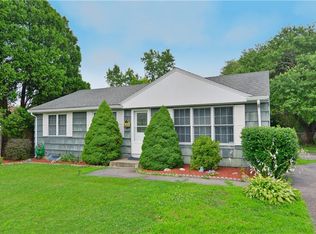 28 Nutmeg Dr, Westerly, RI 02891