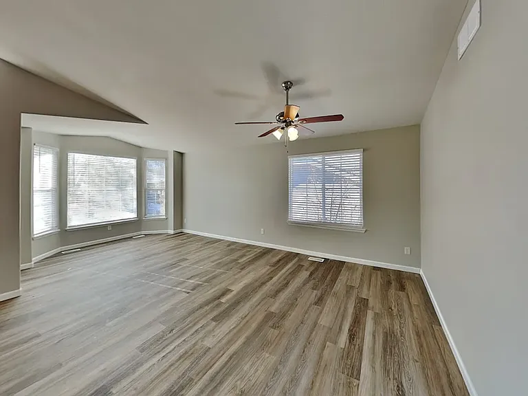 20489 E Bellewood Pl — Photo 3