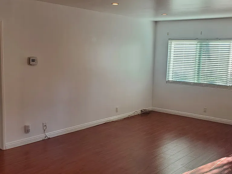 312 N Louise St #108 — Photo 39