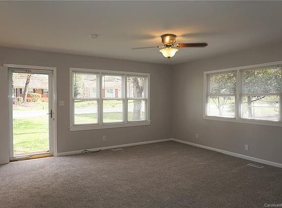 3rd image of 448 Sadie Dr