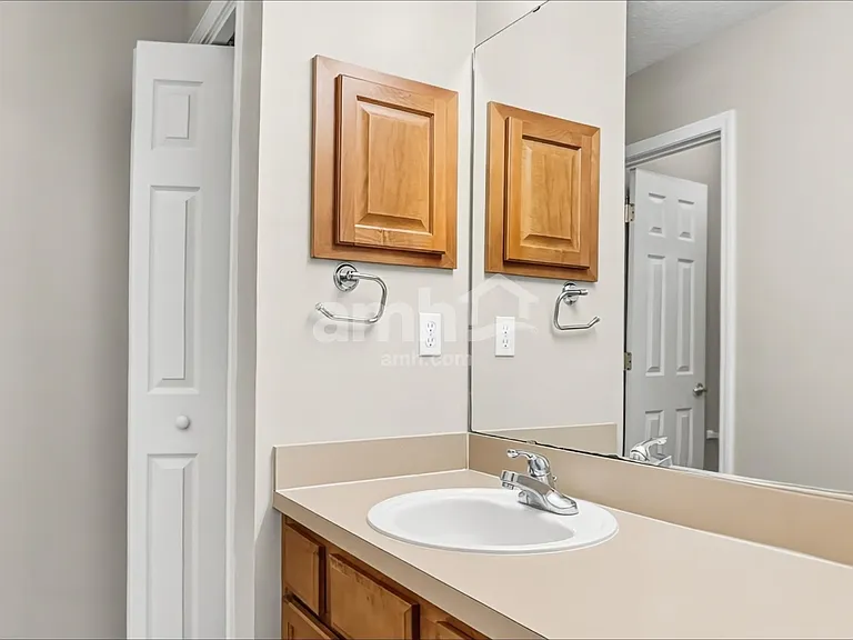 7244 Angela Dr — Photo 16