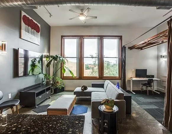 2502 Live Oak St #ID31147 — Photo 6