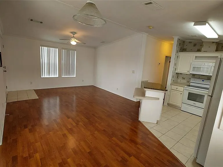 2346 Druid Rd E #1106 — Photo 5