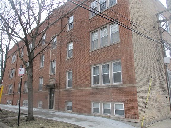 2nd image of 2945 W Rosemont Ave APT 3W