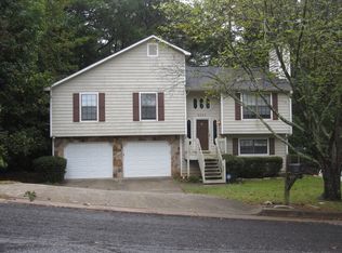 5555 Hillcrest Dr, Union City, GA 30291