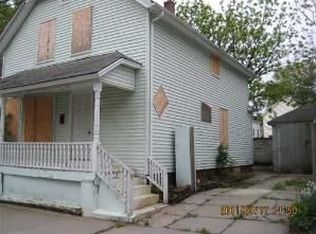 31 Gladstone St, Providence, RI 02905