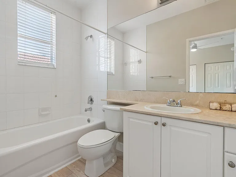 610 Fern St — Photo 11