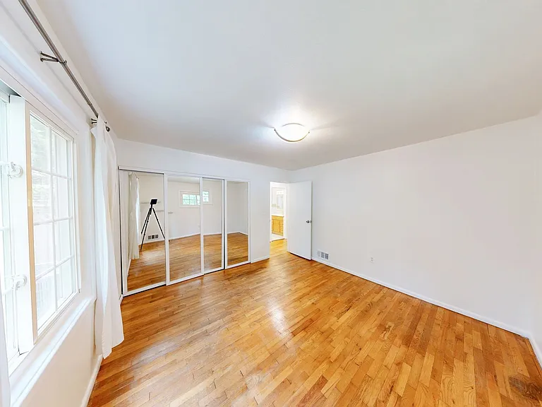 400 Dean Dr — Photo 11