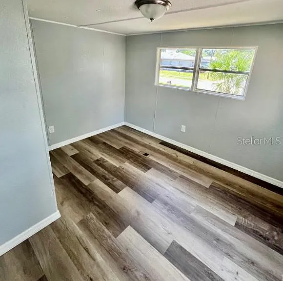 225 Adams St #A — Photo 5