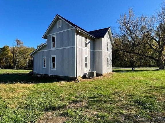 3rd image of 18380 Chambers Rd