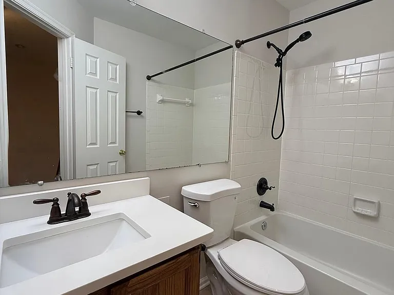 8442 Springfield Oaks Dr — Photo 19