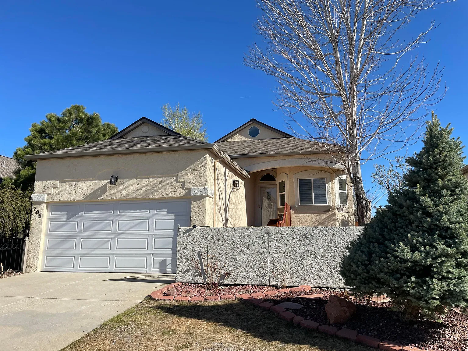 4 bed, 2786 sqft, $3,600 — Photo 4