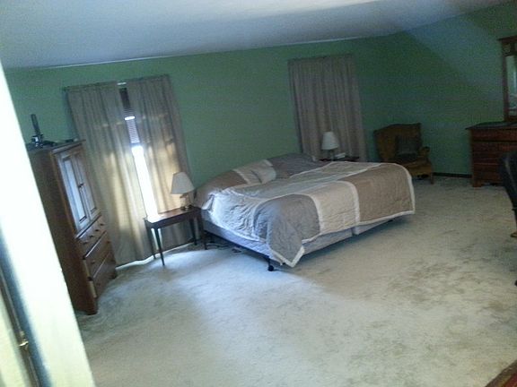 2nd image of 66 River Run Dr APT B