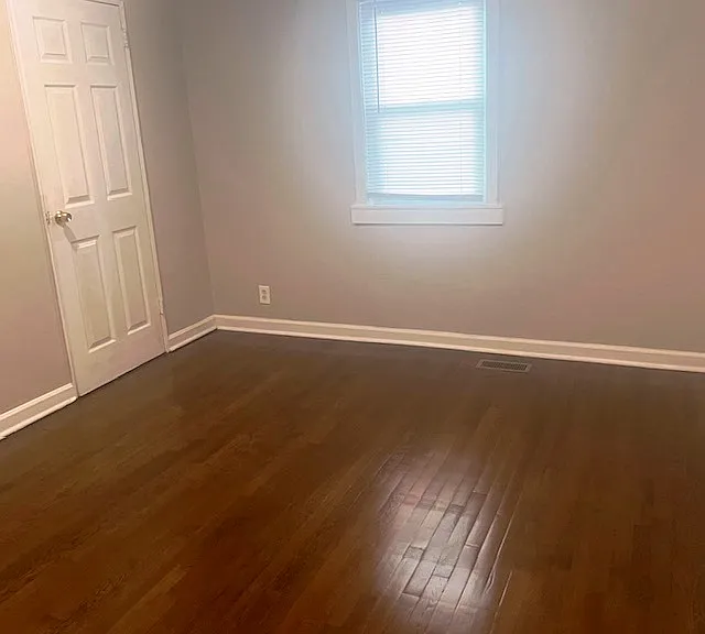 293 N Maple Ave #2L — Photo 7