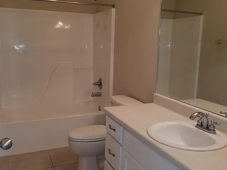 107 Hall Hill Ct — Photo 14