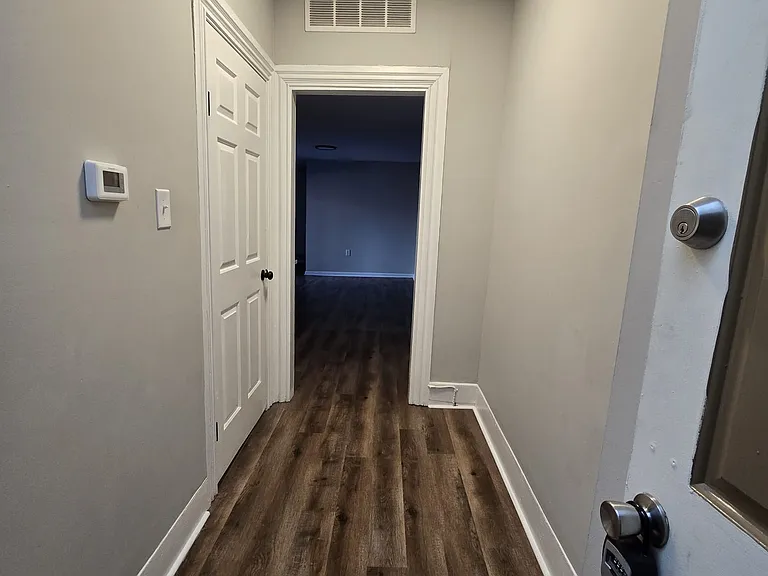 127 Pine St #3 — Photo 8