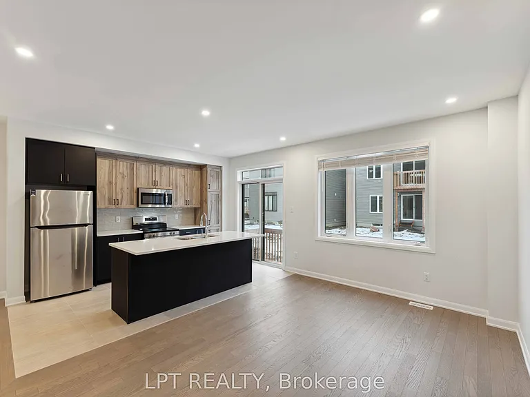 711 Fairline Row — Photo 4