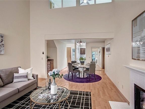 2nd image of 3939 108th Ave NE APT 304