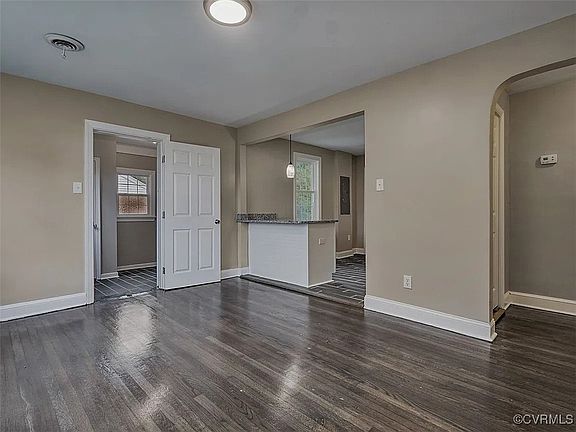 2nd image of 4607 Eastover Ave