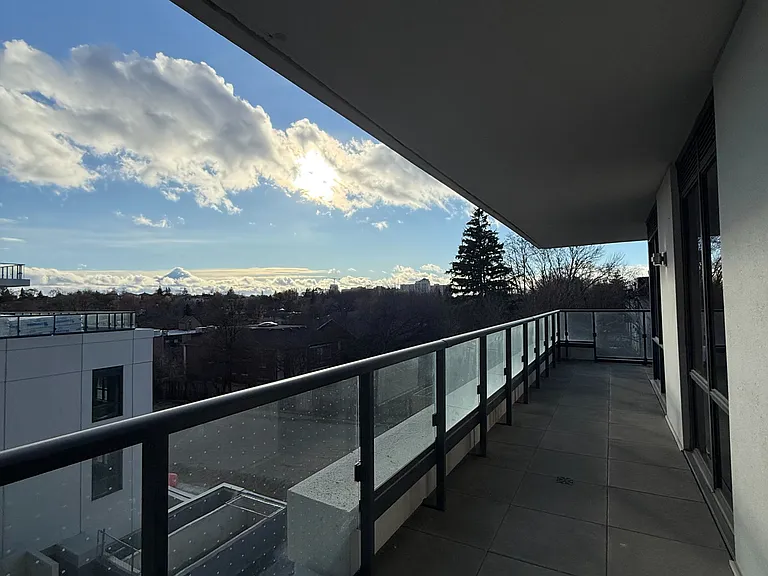 505 Glencairn Ave #203 — Photo 10
