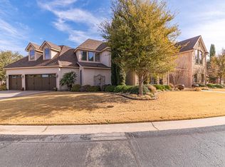 16 Lakes Dr, Midland, TX 79705