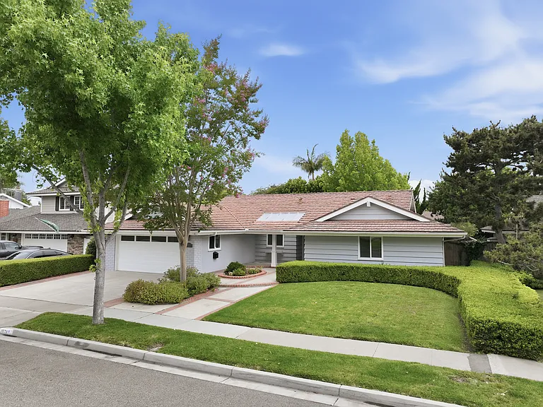 1970 Pelican Pl — Photo 38