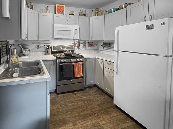 3rd image of 6915 11th Ave S