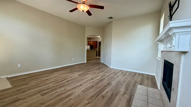 1700 Summerfield Dr — Photo 32