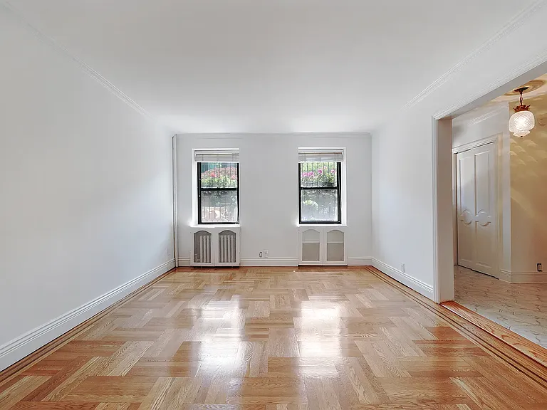 285 Carroll St #1 — Photo 6