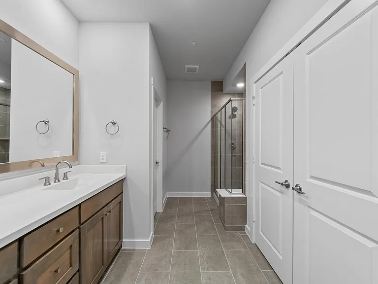 800 Emerling Dr — Photo 16