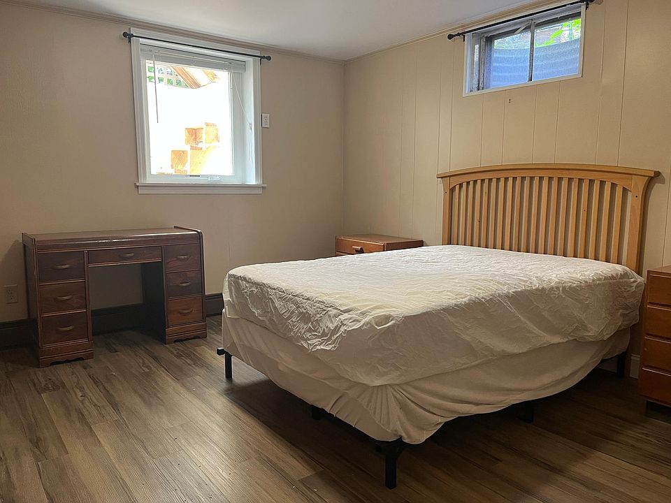 single bedroom, full size bed, desk and dressers. large closet