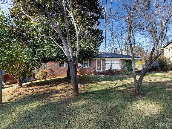 2nd image of 1180 Westover Cir