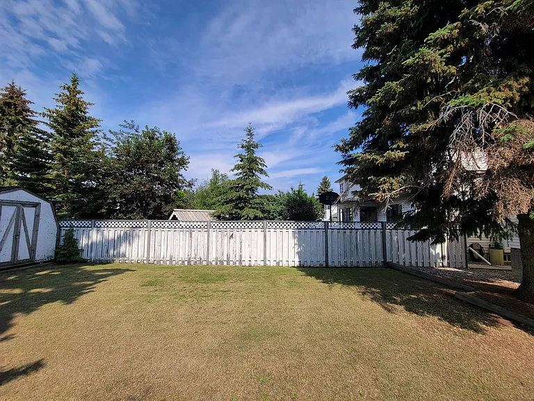 221 Birch Ave — Photo 35