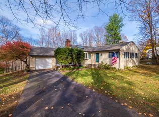 34 Highview Dr, Ridgefield, CT 06877
