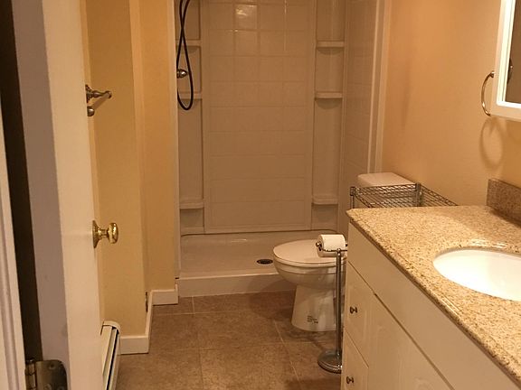 4th image of 1015 6th St