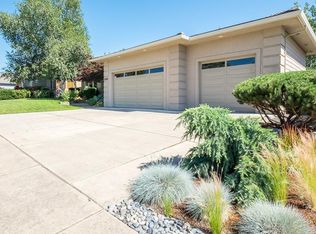 3308 Creek View Dr, Medford, OR 97504