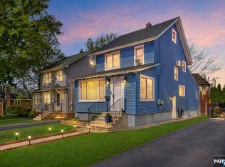 60 Vanderburgh Ave, Rutherford, NJ 07070