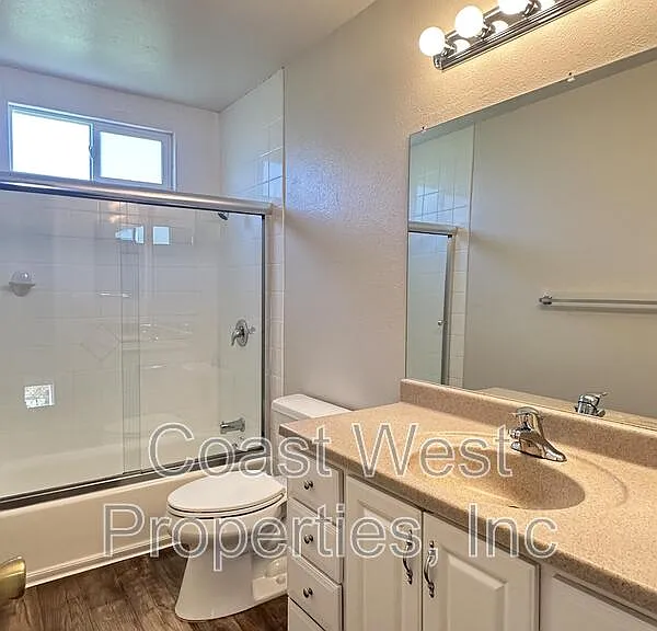 120 Phoebe St #9 — Photo 21