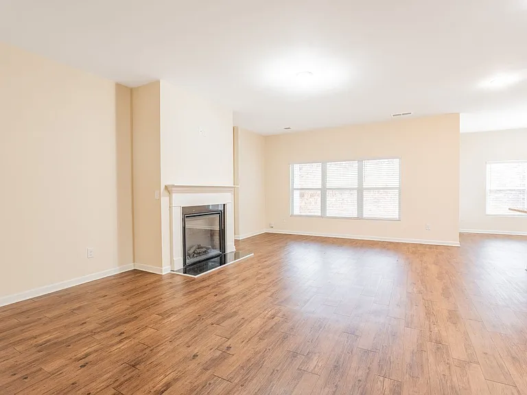 6130 Mahogany Ter — Photo 6