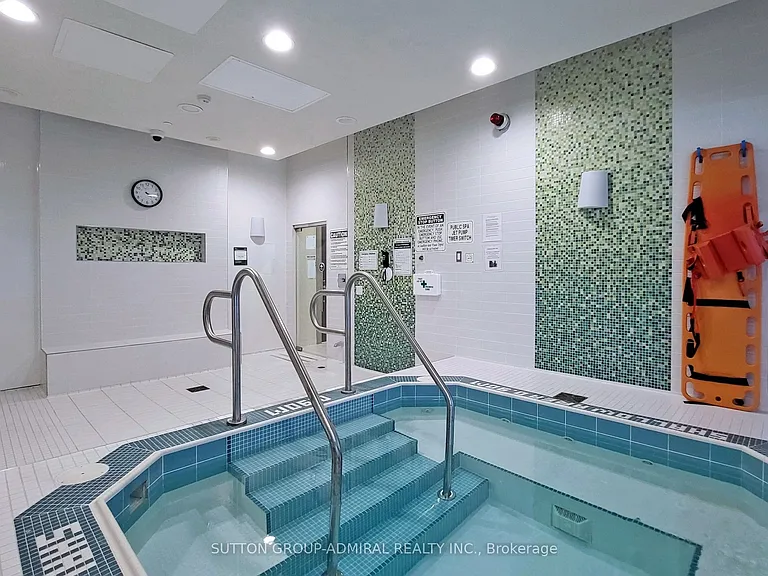 7890 Bathurst St #1703 — Photo 25