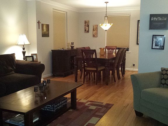 3rd image of 3151 S Stafford St